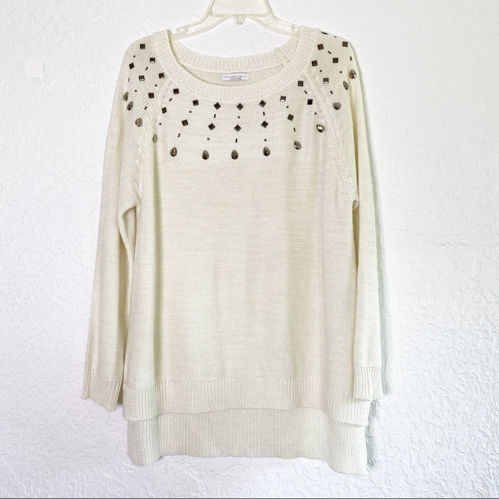 New York & Company ivory Sweater silver beading Size XL